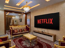 7 Sparks Apartment, hotel a Kano