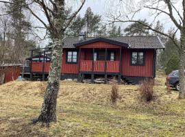 Djurhamn में, होटल 8 person holiday home in DJURHAMN