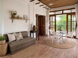 Bob Nowong Home stay