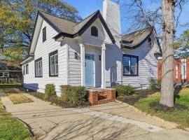 The Landing Pad - 8 minutes to ATL Airport! bungalow, Hotel in Atlanta