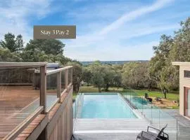 Long View - Heated Pool in Red Hill