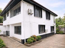 Taastrup Villa, AC, WiFi, Secure Parking, Hotel in Limbe