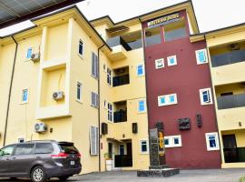 River Bay Hotel, hotel v destinaci Mama