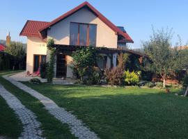 Casa Cu Lavandă, hotel v destinaci Valea Draganului
