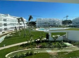 Swing Sun Free Parking by StayCare