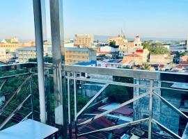 Naga में, होटल NagaCityRiverView 2BR Apartment
