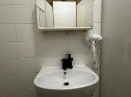 Vienna Local Retreat I Charming Apartment in Hernals