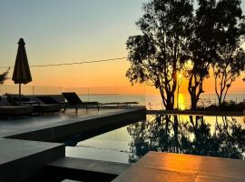 Zakynthos Luxury Villa Mon DIOM II, seafront, hotelli Vasilikosissa