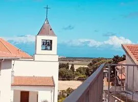 Casa Arianna Large 4BR Apartment for 8 -Terrace , Near Beach