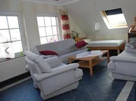 Fehn Appartement II - Stay Apartment nahe Zentrum, Küche, Parkplatz & Highspeed WLAN