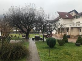 Pensiunea Ionela, hotel sa Moieciu de Jos