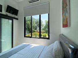 Kampung Febri Resort โรงแรมในCibuntu
