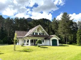 Charmantes Haus im Lechtal, hotel a Stanzach