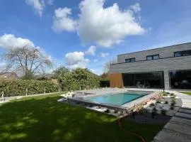 Executive Villa with pool