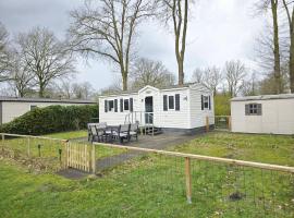 Tiny Cottage 5 stars Camping Nature Pool Family Dog, hotel a Mariënberg