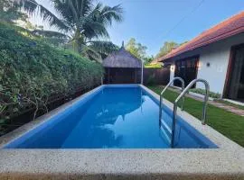 Villas Flora Bella Sunflower