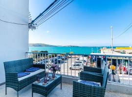 Seaview Promenade Maisonette 3BR 2BA, Hotel in St Paul's Bay