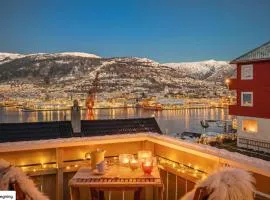 Stunning Views - Free Parking - Private terrace