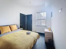 PLUS Properties Eastwood 4-Bedroom Ensuite