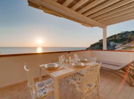 Appartamenti - Villa Mare, hotel v destinaci Pomonte