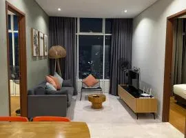 Luxury three bedroom apartment by Sky Suite