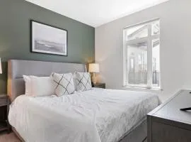 Landing Beautiful 2BD in Science Park