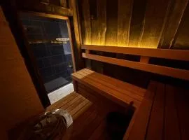 MaxiMar Apartment With Sauna