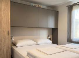 Mobile House MASLINA MURTER, hotel a Murter