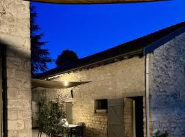Gîte Hédoniste 1, hotel a Herpy-lʼArlésienne