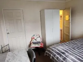 Self Catering and ensuite Rooms in South Lancaster