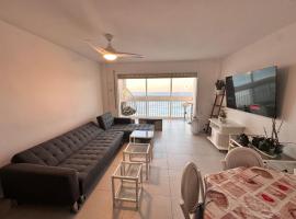 Manhattan apartment, hotel a Empuriabrava