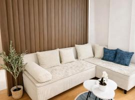 Modern Private Apartment Near E75 Highway in Veles, hotelli kohteessa Veles
