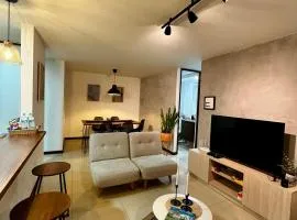 Apartamento Completo Poblado - Ubicacion Central con Parqueadero