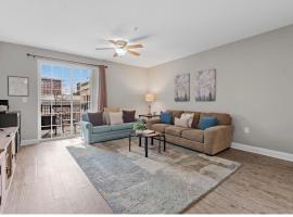 Cozy Retreat on Main St, Hotel in Greenville