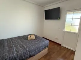 Room Madrid Agusti by Roomfree