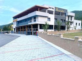 Hotel Kavalir, hotelli kohteessa Žepče