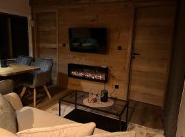 Ferienhaus Forest Lodge, Neu Ruhige Lage, Elegant und Modern, Hunde Willkommen, viešbutis mieste Kromlau