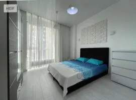 Центр 3 кв ЖК Panorama Люкс 140 белая