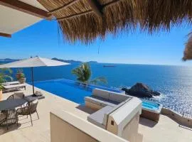 Luxury villa with 6 bedrooms up to 14 adults and 4 children at La Punta with private c h e f, daily housekeeping and gym