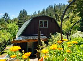 Fernside Tranquil Retreat: Pauanui şehrinde bir otel