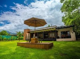 Private Luxury Villa in La Fortuna w Jacuzzi & Pool