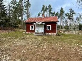 2 person holiday home in Mörlunda
