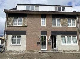 Countryside Stay with Terrace, viešbutis mieste Heers