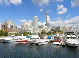 CN Tower Dream Stays - Breathtaking View - Easter Getaway