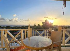 Sky Box-Apt-close to Warrens Shopping Centres -Bridgetown-Kensington Oval, hotelli kohteessa Saint Michael