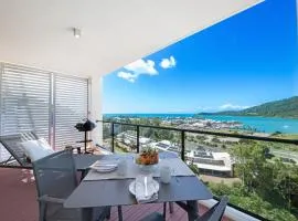 Port Views On Airlie 1 Bedroom