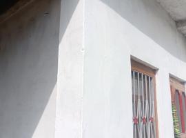 Aniketan look, Hotel in Dunya