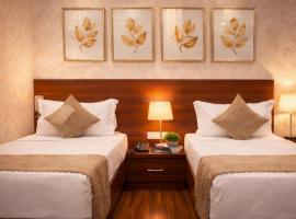 Grand Maalyasa Hotel and Suites, US Consulate Hyderabad 2 Mins walk, מלון בהיידראבד
