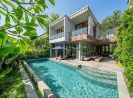 Chiama Sun - Rice Field Views Pool Retreat with Outdoor Lounge