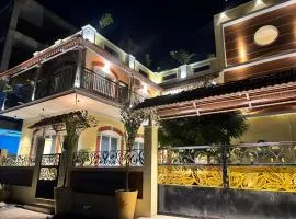 Coromendal Luxury Hotel